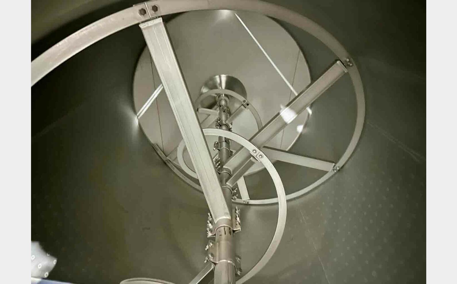 Cuve inox 316L horizontale ROTOMATIC 80 HL (8 000 litres) 3C