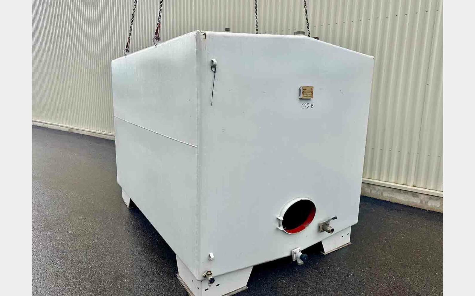 Coated steel tank - Parallelepiped 100 HL (10,000 litres)