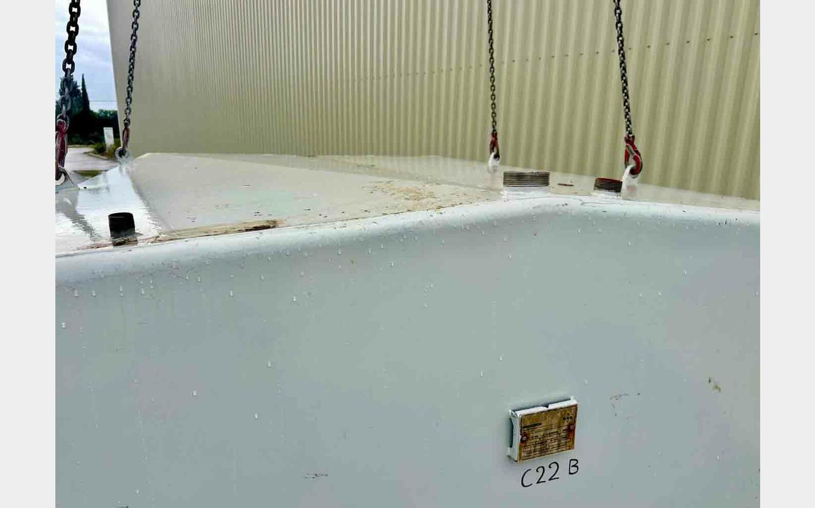 Cuve acier rev&ecirc;tu - Parall&eacute;l&eacute;pip&eacute;dique 100 HL (10 000 litres)