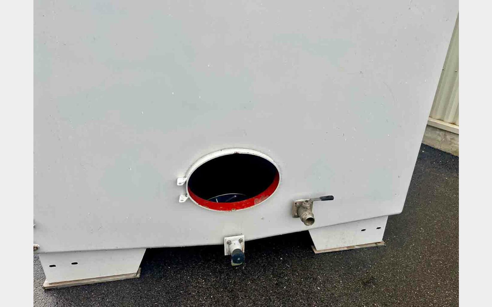 Coated steel tank - Parallelepiped 100 HL (10,000 litres)
