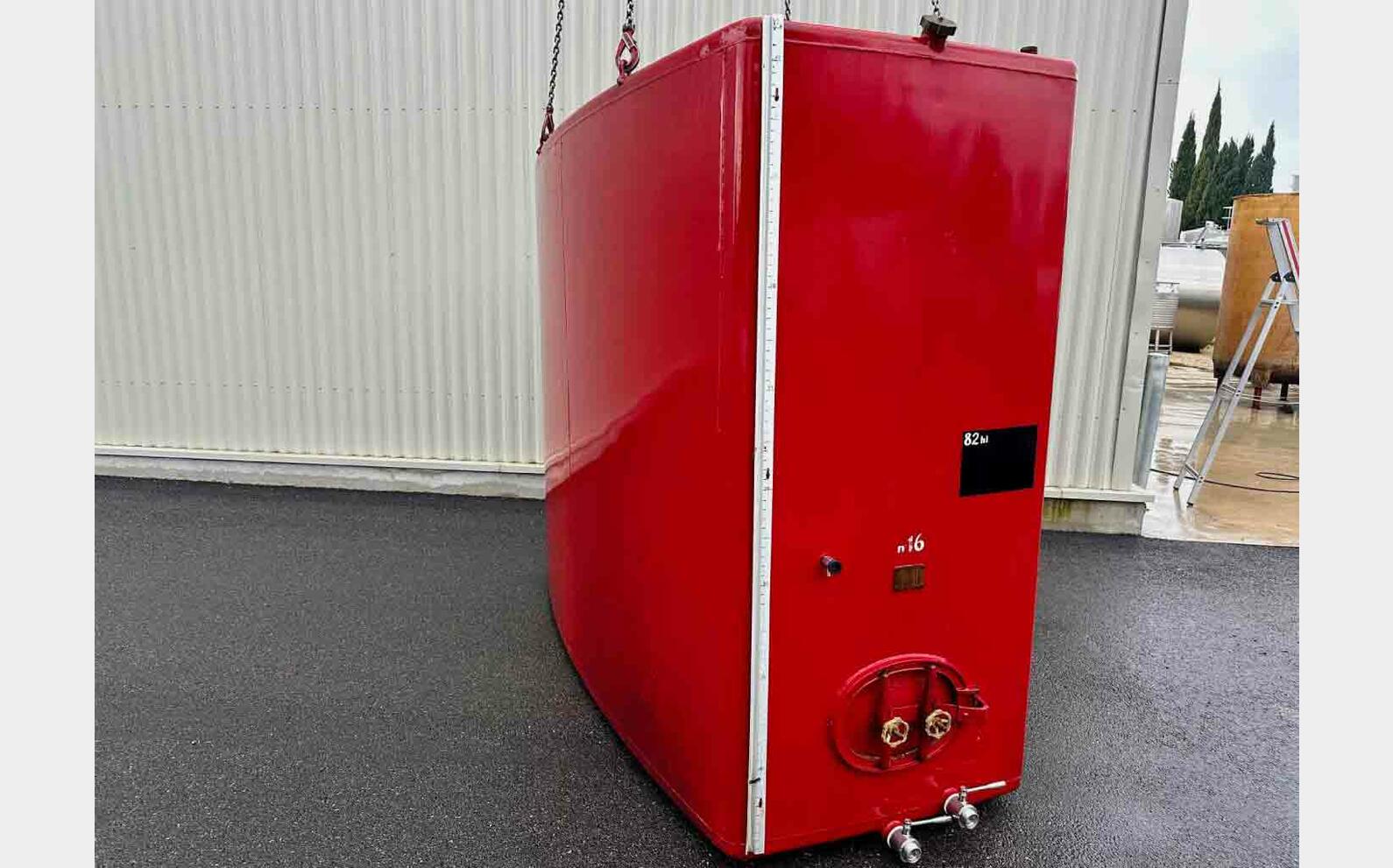 Cuve acier rev&ecirc;tu - Fond plat 82 HL (8 200 litres) BRAUTHITE
