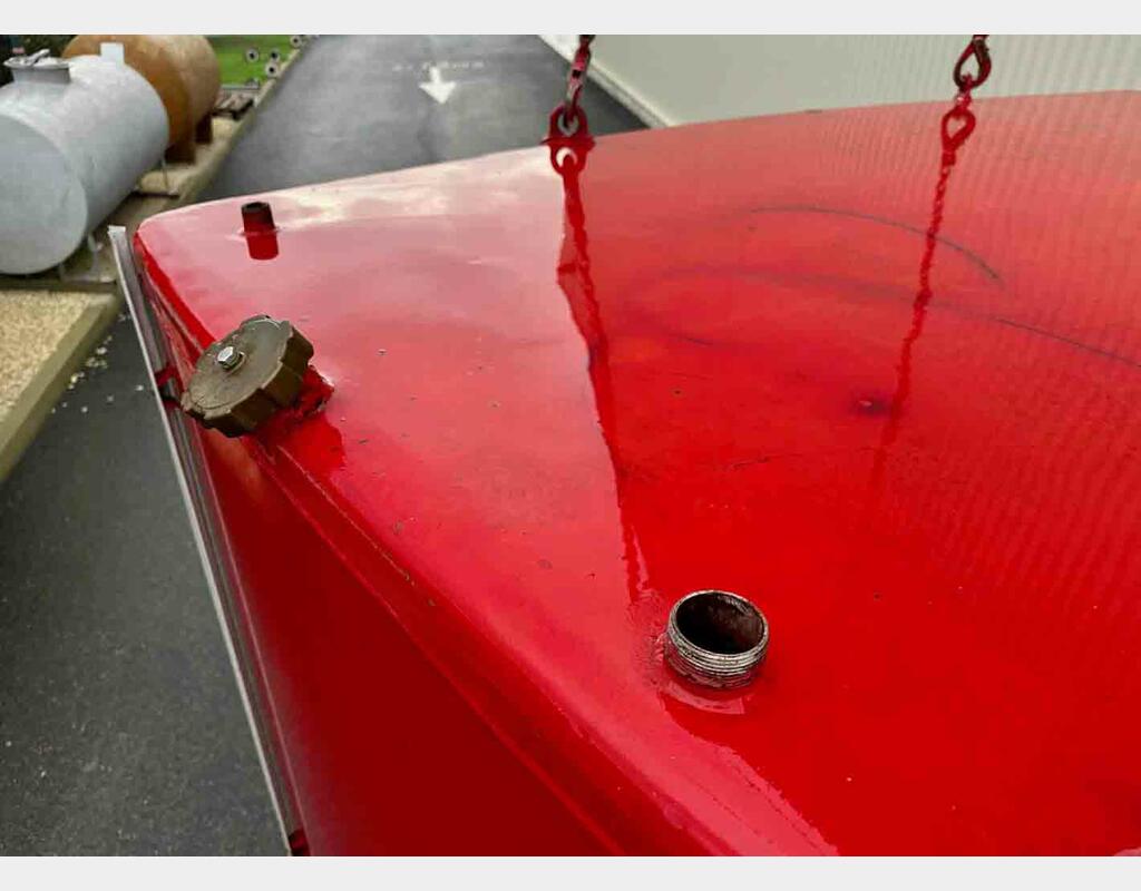 Cuve en acier rev&ecirc;tu - Fond plat