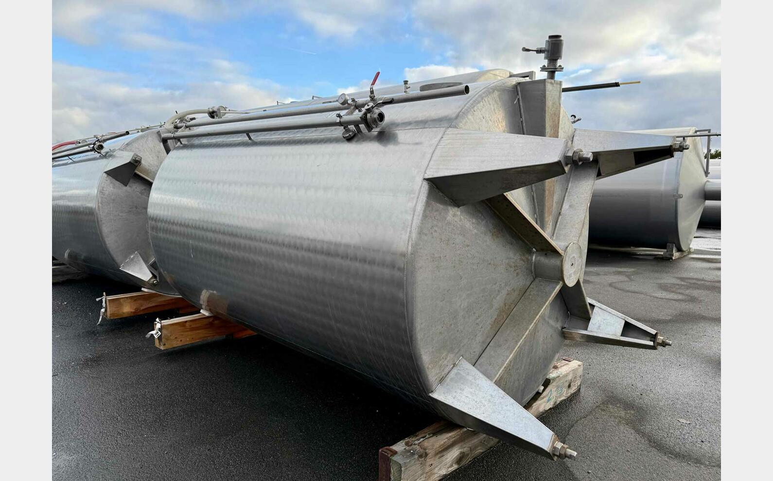 Ss tank - Bunghole 103 HL (10,300 litres) LAGOUARDE