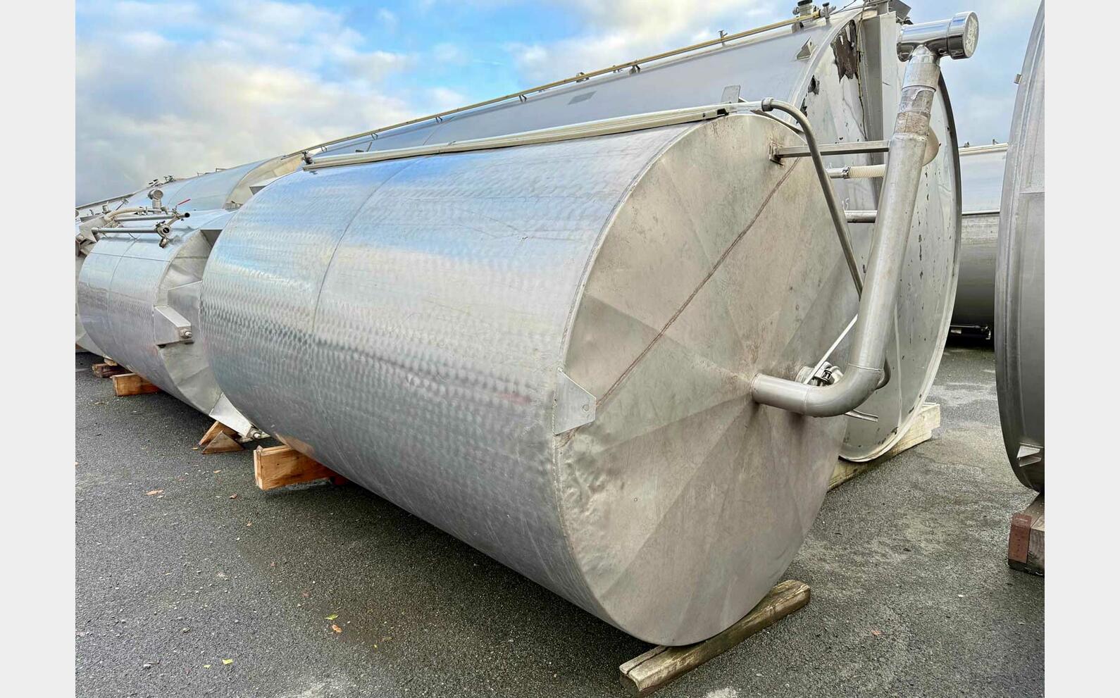 Ss tank - Bush-polished finish 88 HL (8,800 litres)