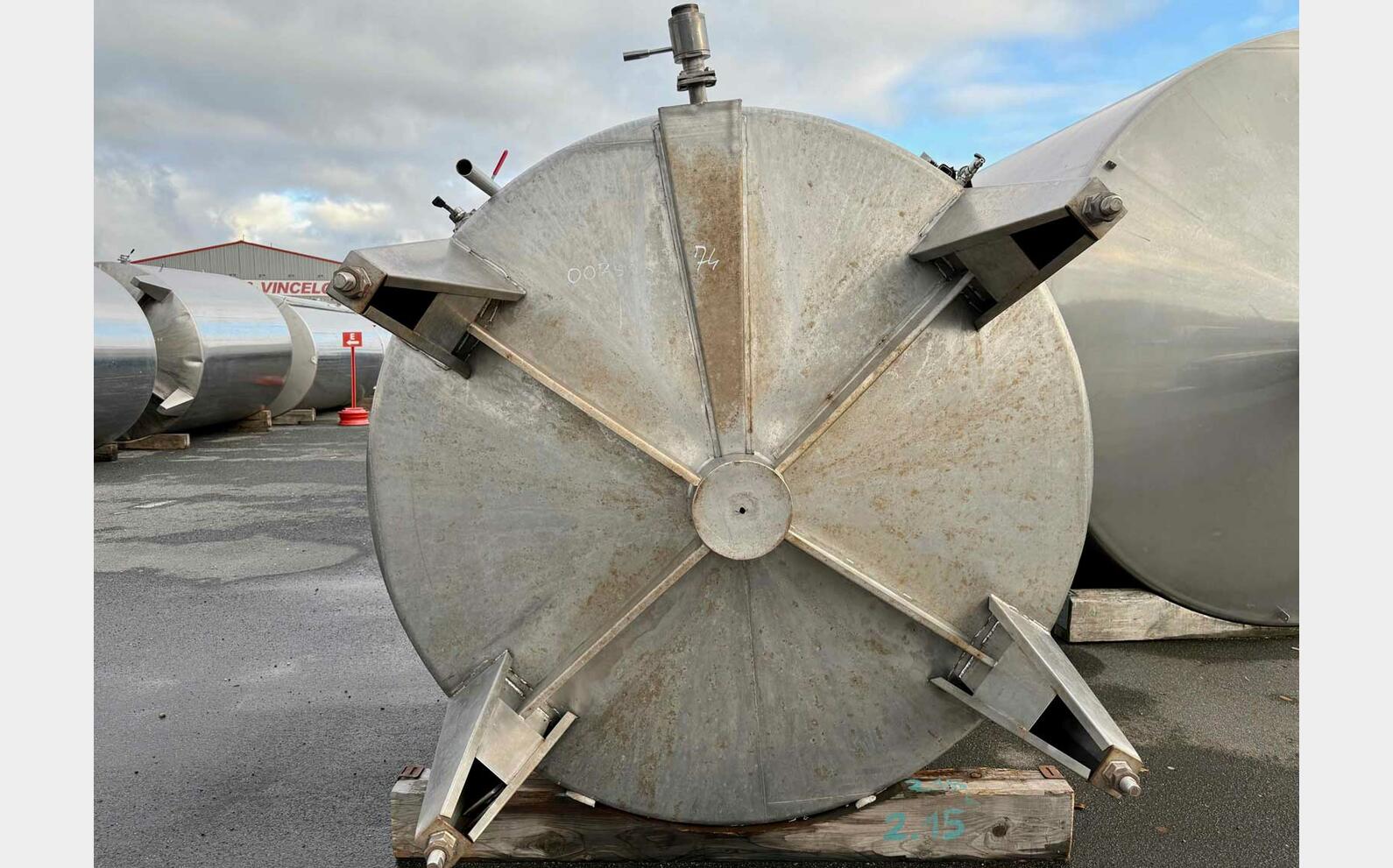 Ss tank - Bunghole 103 HL (10,300 litres) LAGOUARDE