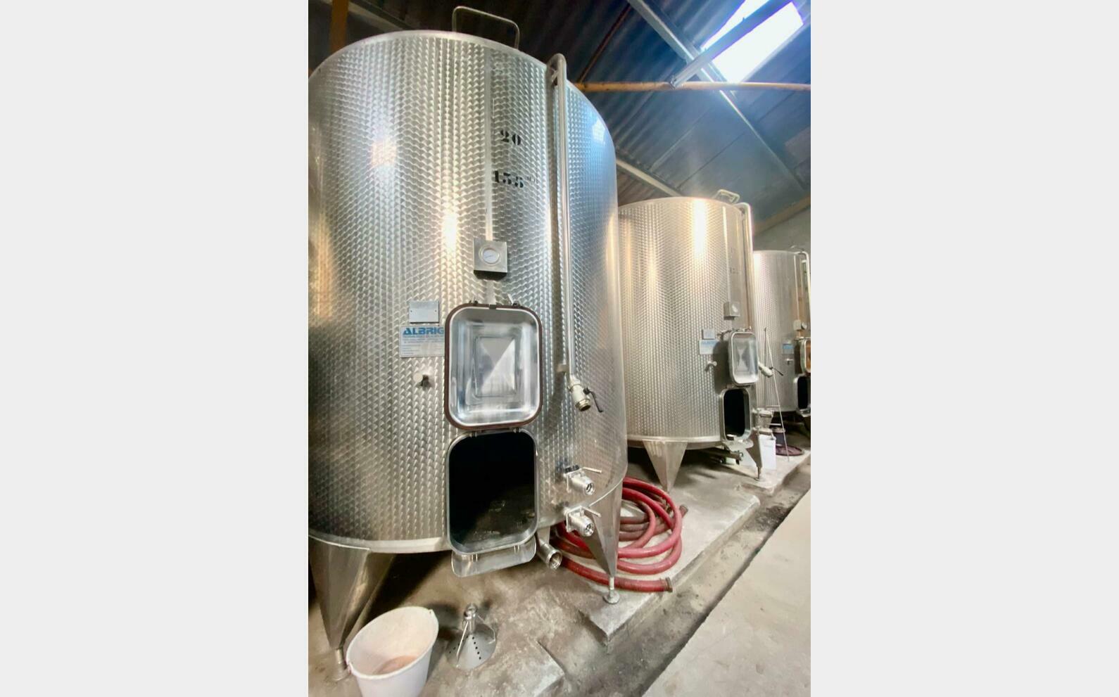 Cuve inox 304 thermor&eacute;gul&eacute;e 135 HL (13 500 litres) ALBRIGI