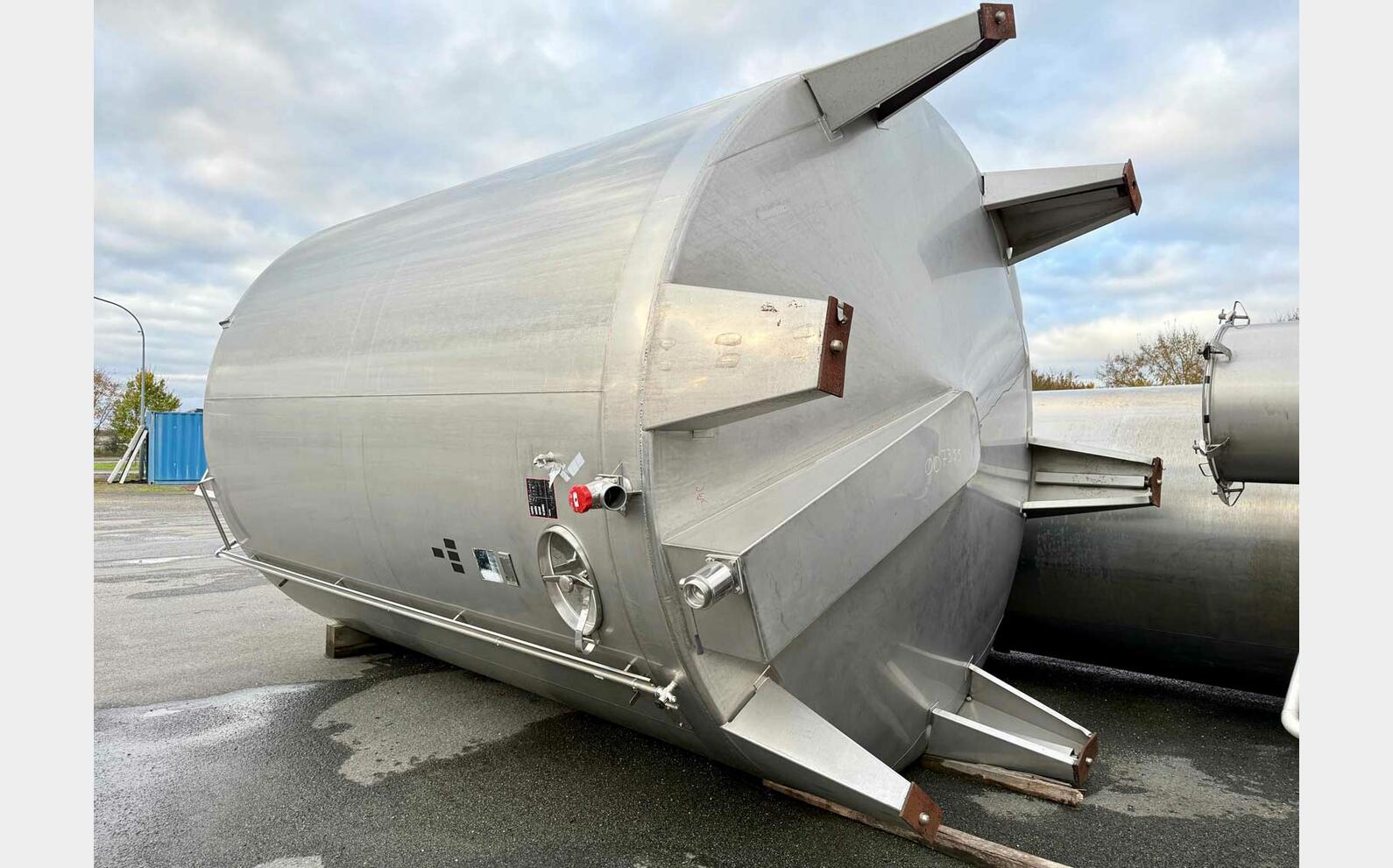 Cuve inox 304 400 HL (40 000 litres)