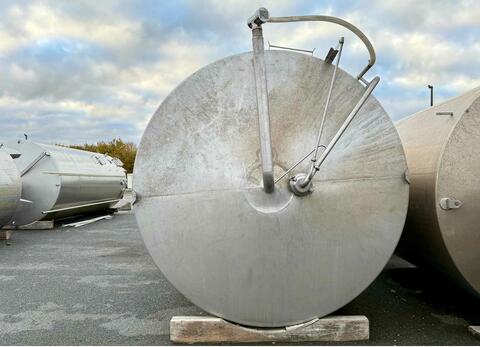 Stainless steel tank - Flat bottom on legs