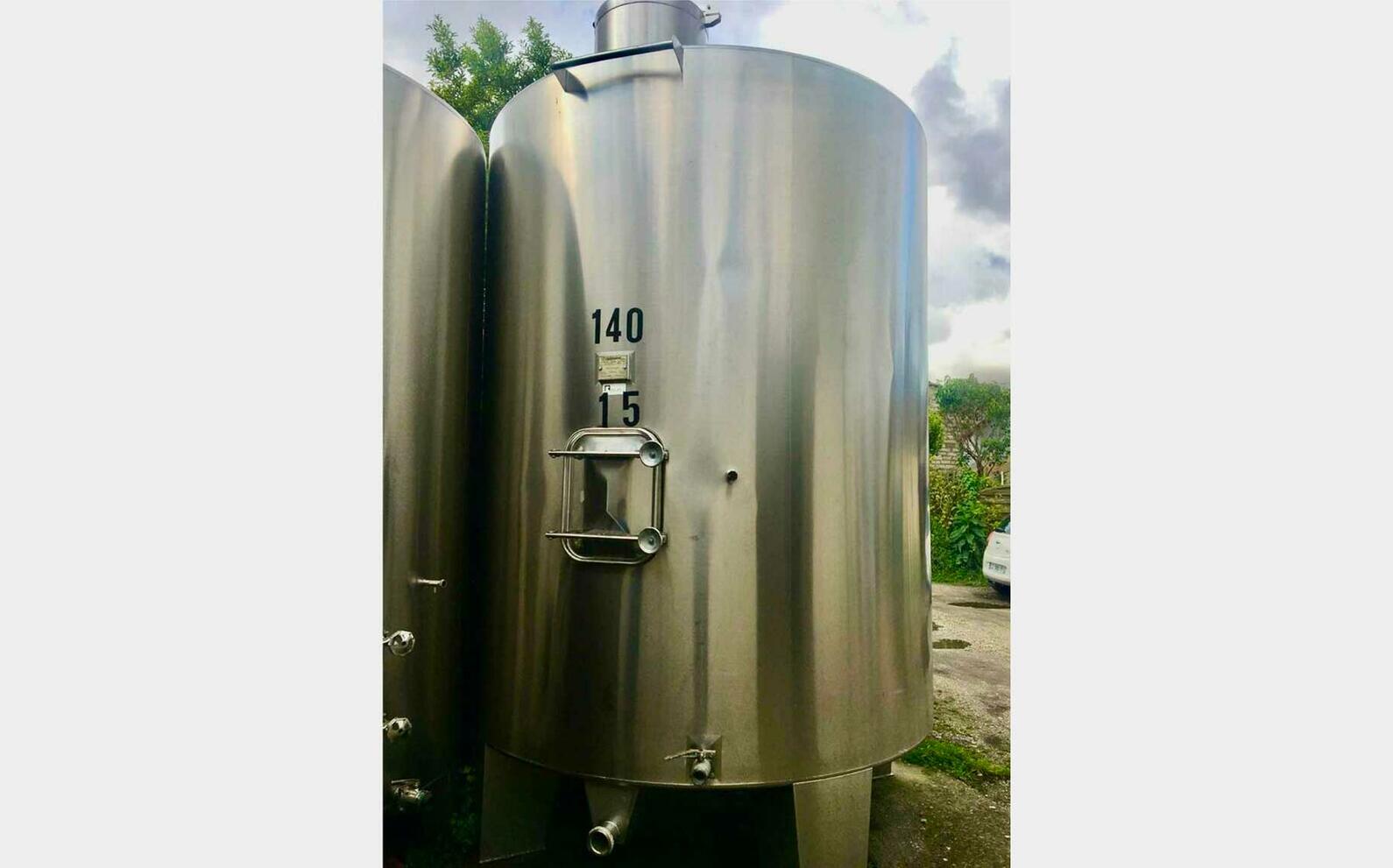 Cuve inox 304 - Ferm&eacute;e 140 HL (14 000 litres)