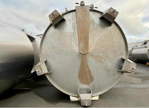 Stainless steel tank - Flat bottom on legs