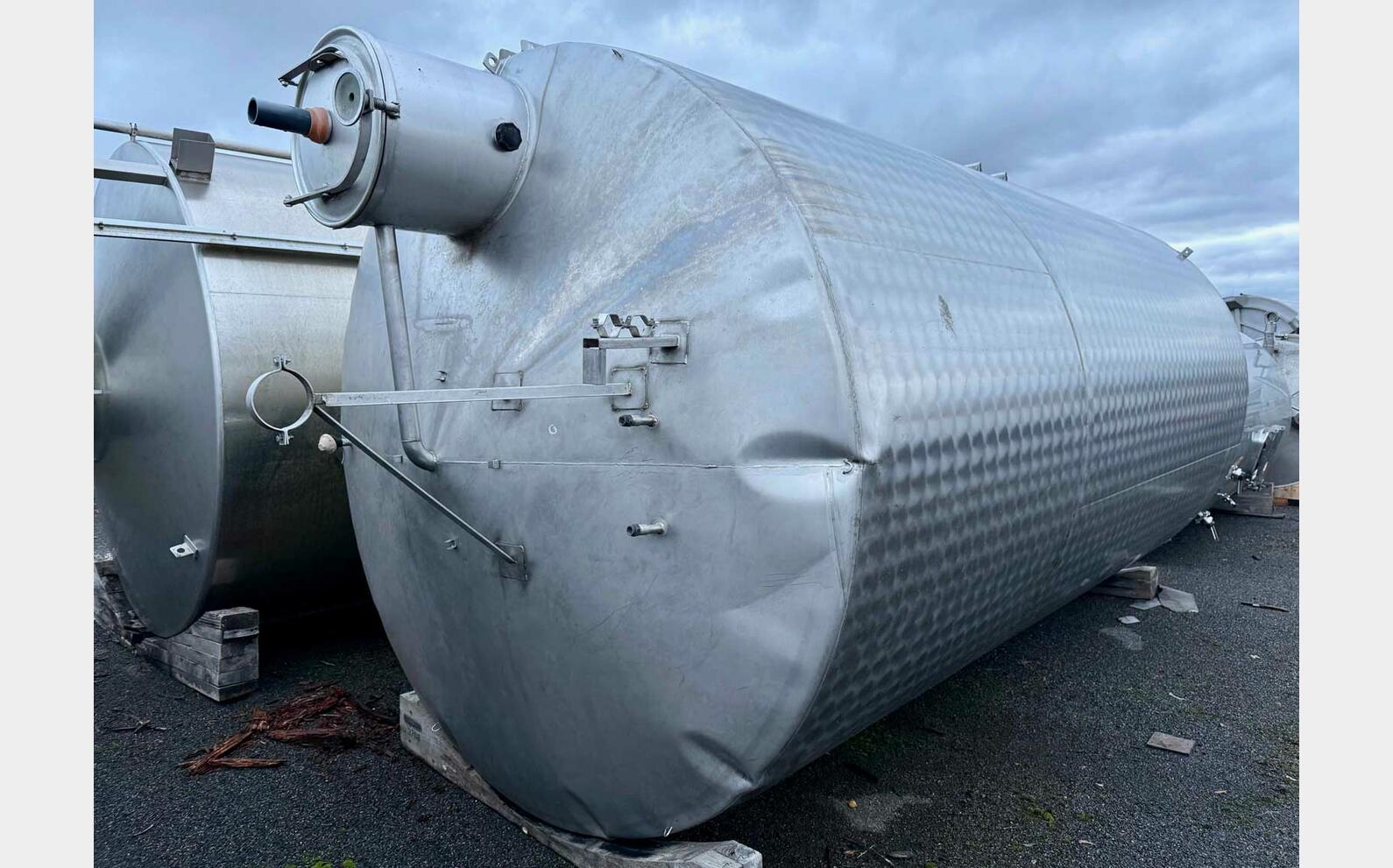 Cuve inox - Thermor&eacute;gul&eacute;e 220 HL (22 000 litres) LAGOUARDE