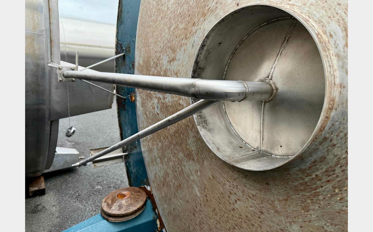 Ss tank - Conical bottom 172 HL (17,200 litres) PIERRE GUERIN