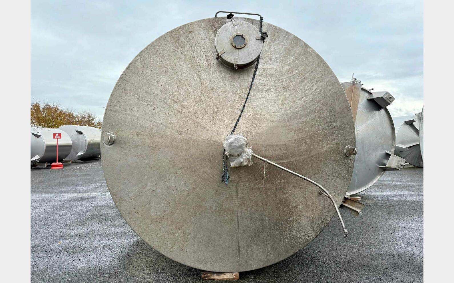 Ss tank - Conical bottom 172 HL (17,200 litres) PIERRE GUERIN