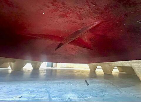 Fibreglass tank - Floating lid - Flat bottom