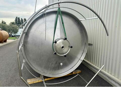 Vertical cylindrical stainless steel tank - On legs