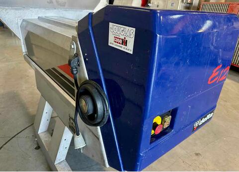 Egrappoir - DELTA E12