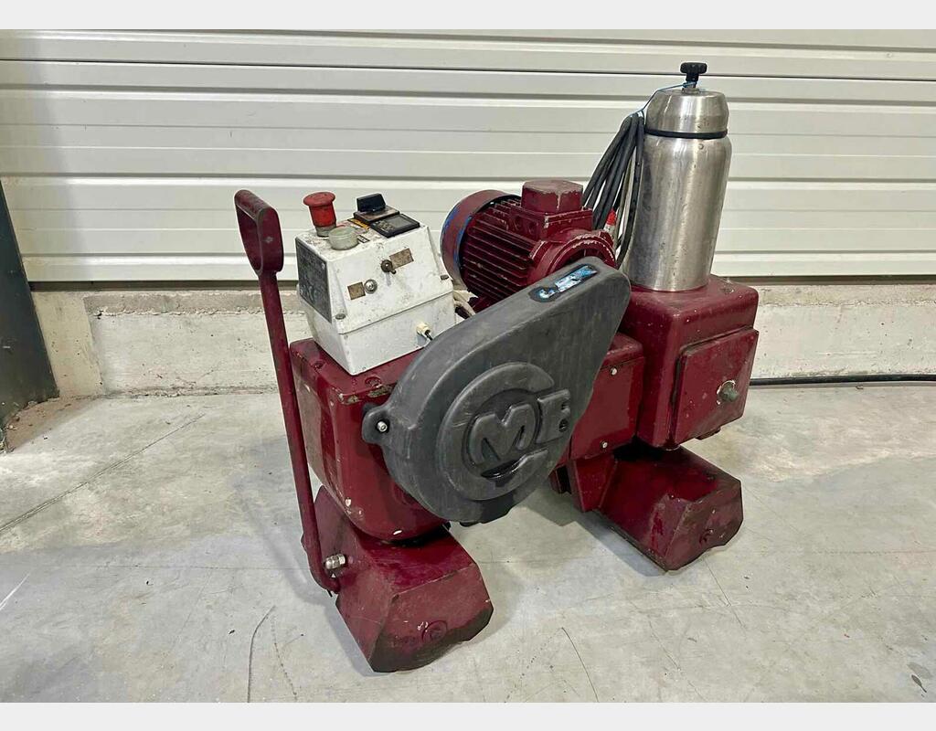 Piston pump