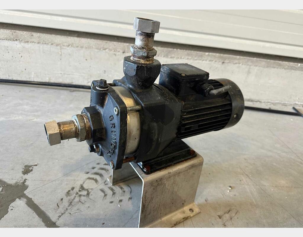 Horizontal centrifugal pump GRUNDFOS