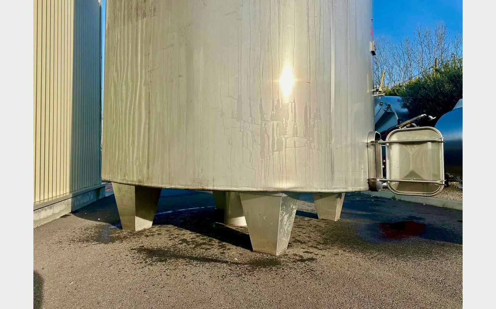 Ss tank - Temperature controlled 300 HL (30 000 litres)