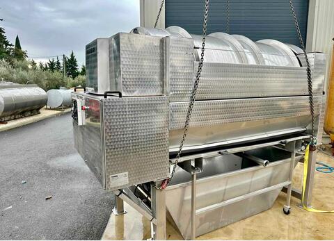 Pressoir pneumatique INOX 30 HL (3 000 litres) FABBRI