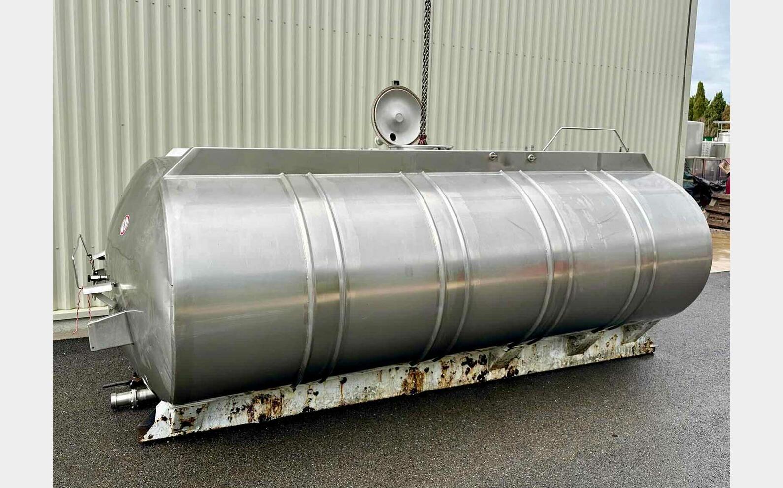 Ss tank - Horizontal 83 HL (8,300 litres)