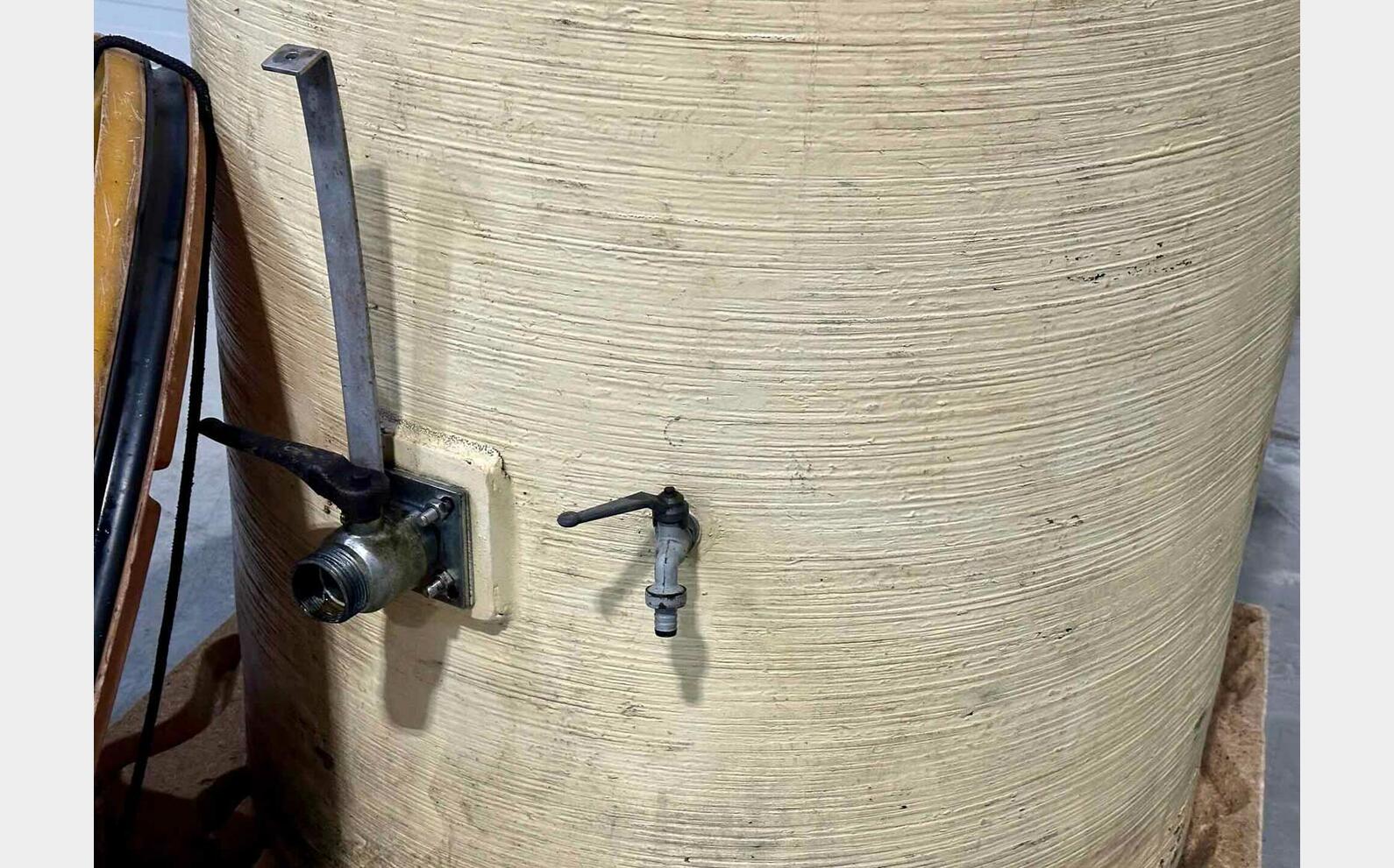 Fibreglass tank - Floating lid 20 HL (2,000 litres)