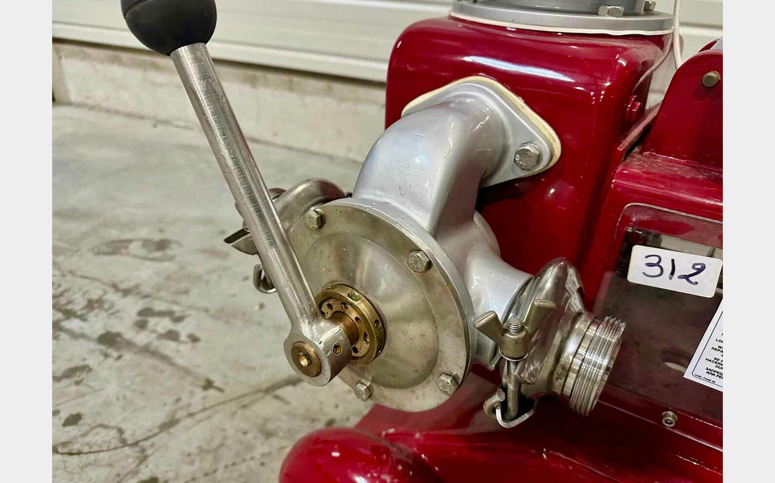 Pompe &agrave; piston reconditionn&eacute; &agrave; neuf MANZINI