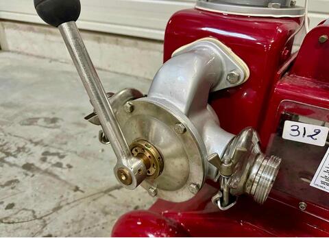 Pompe &agrave; piston reconditionn&eacute; &agrave; neuf MANZINI