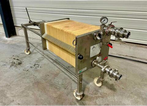 Filtre à plaques - 49 plaques de 400 / 400 mm