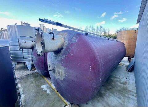 Cuve fibre de verre - Fond bombé sur pieds