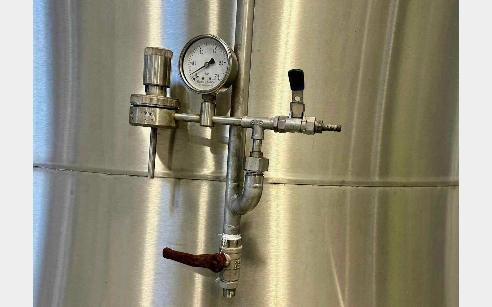Cuve inox Cylindro conique isol&eacute;e 30 HL (3 000 litres) BEAUMONT