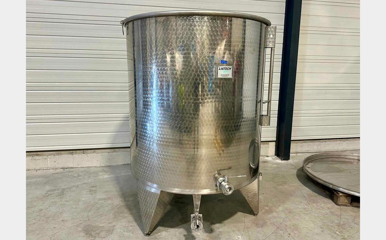 Cuve inox ouverte - Fond conique 23 HL (2 300 litres) MARCHISIO