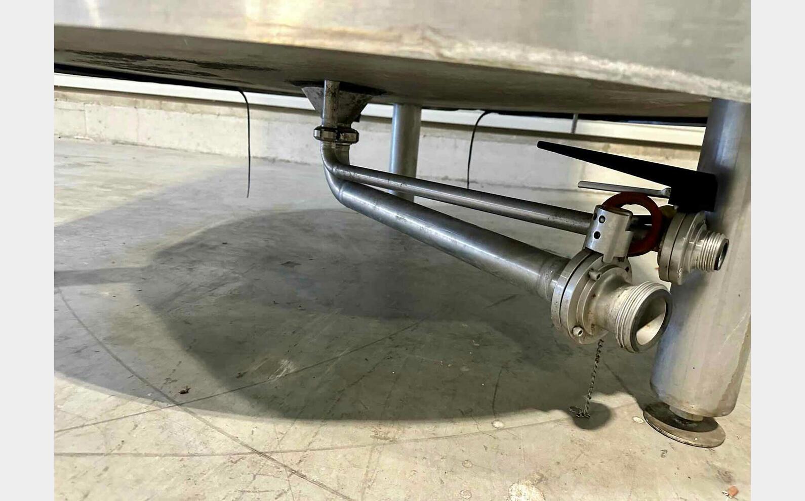 Cuve inox Cylindro conique isol&eacute;e 30 HL (3 000 litres) BEAUMONT