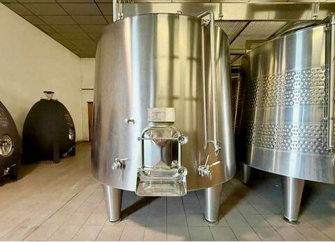 Cuve inox 304 isol&eacute;e thermor&eacute;gul&eacute;e 79 HL (7 900 litres) SERAP