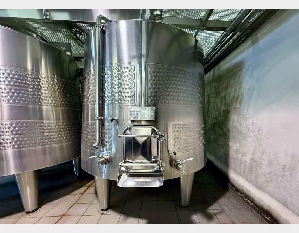 Stainless steel truncated cone tank ST 79 HL (7 900 litres) SERAP