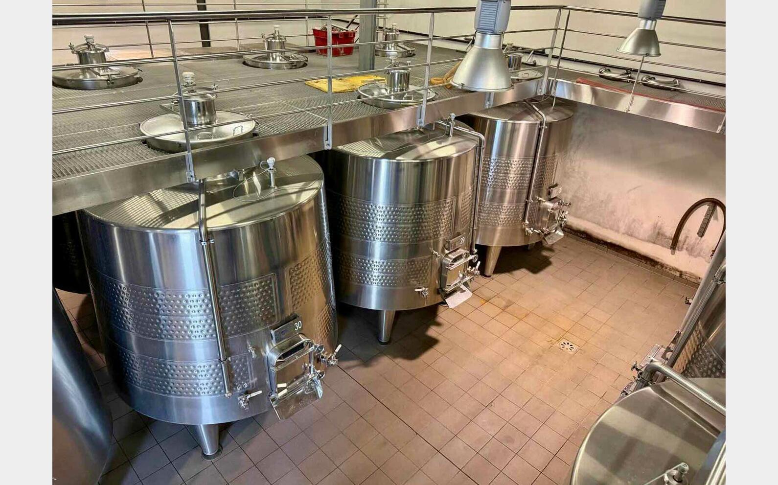 Stainless steel truncated cone tank ST 79 HL (7 900 litres) SERAP