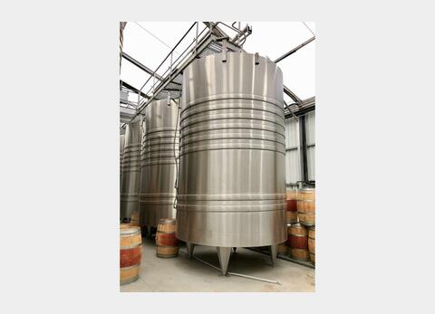 Stainless steel tank - Flat bottom 245 HL (24,500 litres)