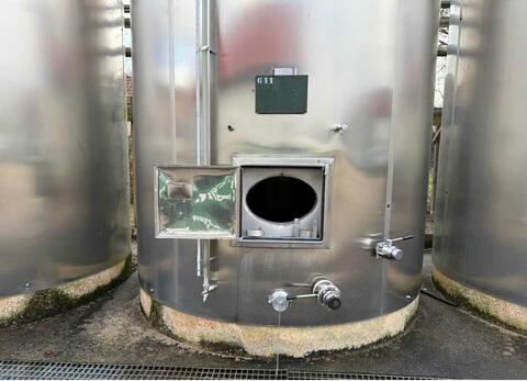 Cuve inox 316 - Circuit coquillé isolée - Fond plat incliné 2% sur radier