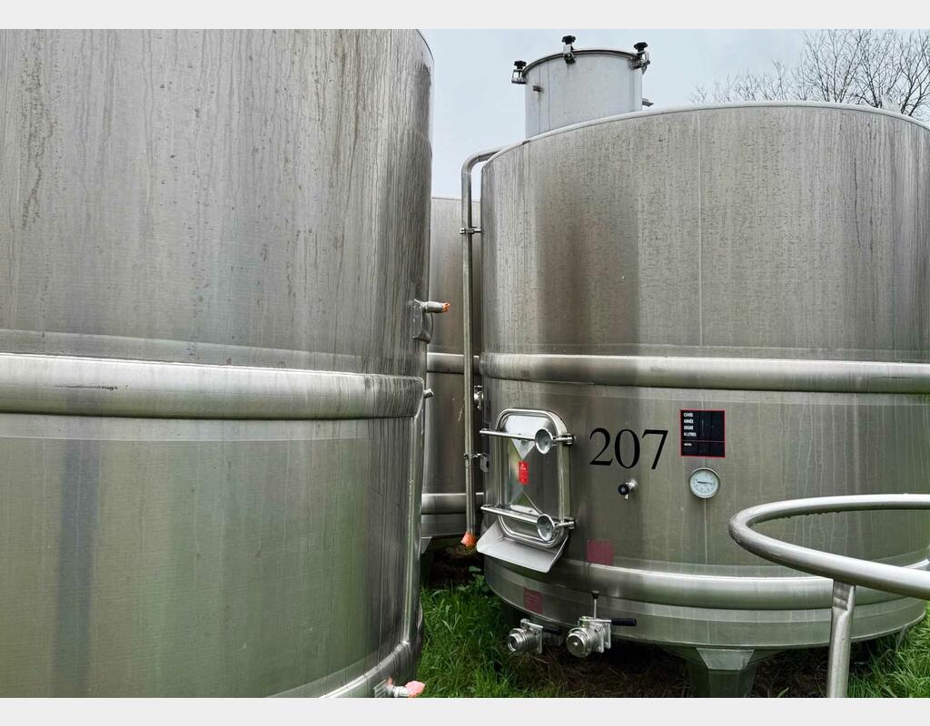 Cuve inox - Circuit coquill&eacute; - Fond conique sur pieds