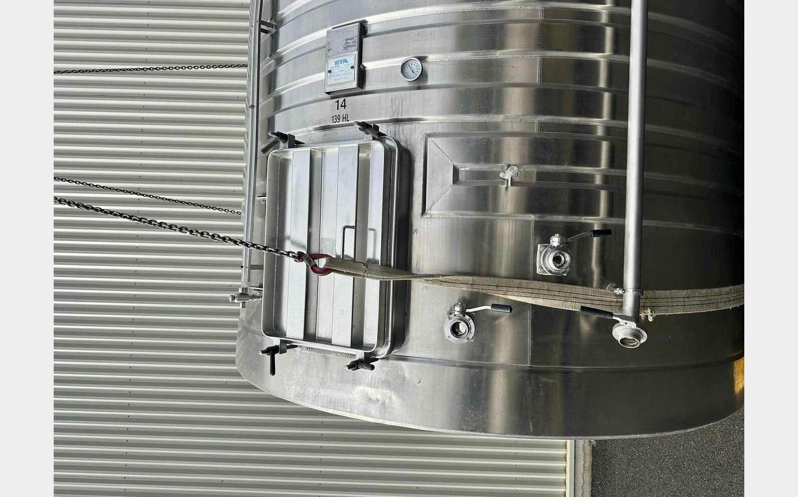 Cuve inox sur ch&acirc;ssis - Circuit coquill&eacute; 139 HL (13 900 litres) ETA