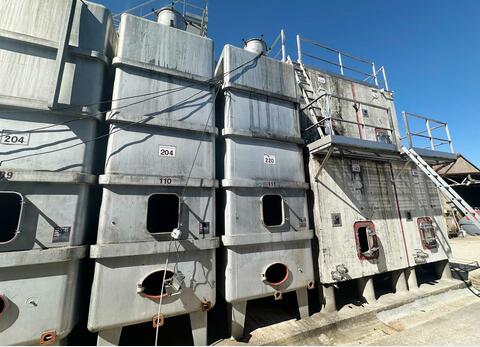 Cuve acier epoxy  Rectangulaire - Fond plat sur pieds