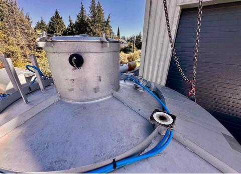 Temperature-controlled 316L stainless steel tank 91 hl + 47 hl = 138 hl (13 800 litres) PIERRE GUERIN