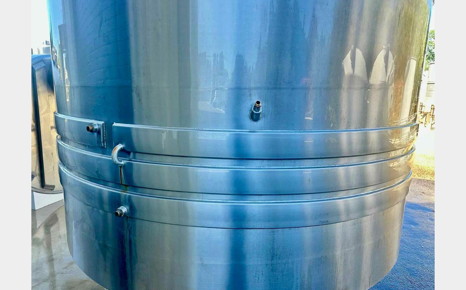 Cuve inox316L Thermor&eacute;gul&eacute;e pigeage 91 hl + 47 hl = 138 hl (13 800 litres) PIERRE GUERIN