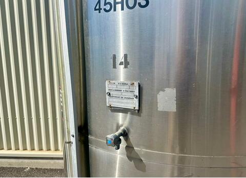 Cuve inox 304- sur jupe 45 HL (4 500 litres)