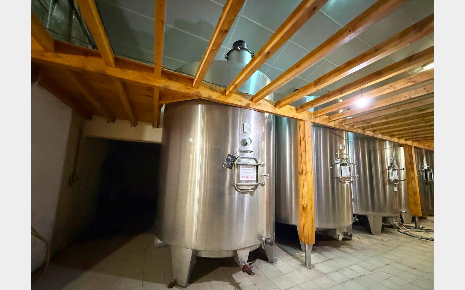 Cuve inox - Fond conique avec boitard 165 HL (16 500 litres) CTM