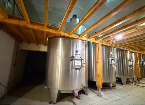 Cuve inox 304 fond plat boitard sur pied - Cuve alimentaire de stockage