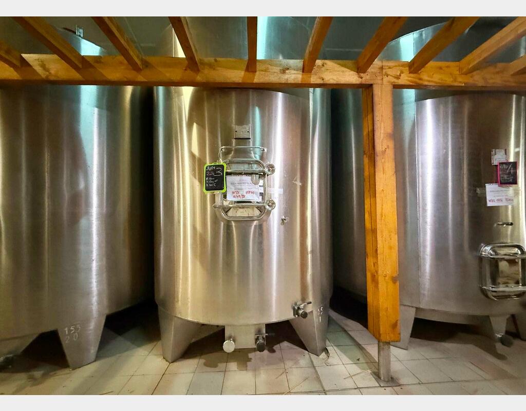 Cuve inox - Fond conique avec boitard 155 HL (15 500 litres) RURALINOX