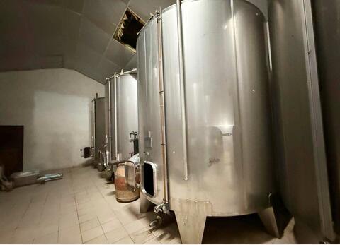 Cuve inox - Fond conique sur pieds 208 HL (20 800 litres) ALBRIGI