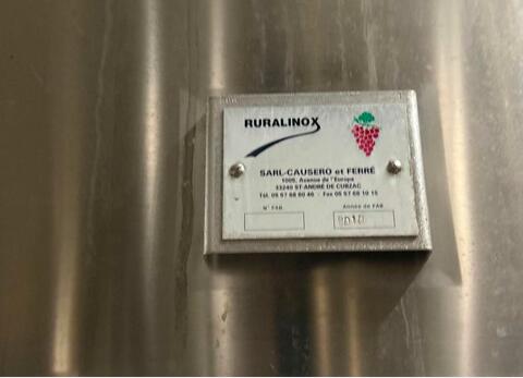 Stainless steel tank - Conical bottom with manhole 155 hl (15,500 litres) RURALINOX