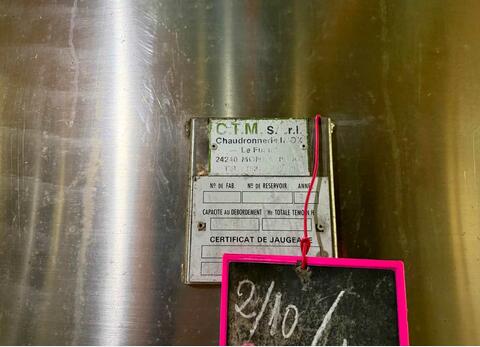 Stainless steel tank - Conical base on legs 155 hl (15,500 litres) CTM